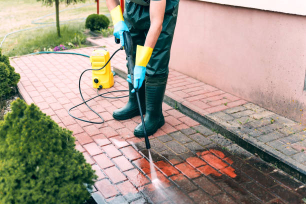 Best Roof Power Washing Services  in Larchmont, NY